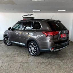 https://img.olx.com.br/thumbs256x256/88/887625293202930.jpg