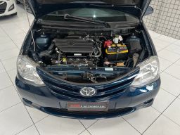 https://img.olx.com.br/thumbs256x256/88/887645311829330.jpg