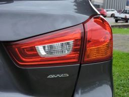 https://img.olx.com.br/thumbs256x256/88/888511613633050.jpg