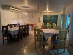 https://img.olx.com.br/thumbs256x256/88/889393324218549.jpg