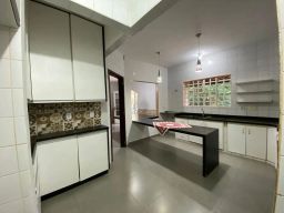 https://img.olx.com.br/thumbs256x256/88/889511524499729.jpg