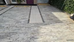 https://img.olx.com.br/thumbs256x256/88/889578523332066.jpg
