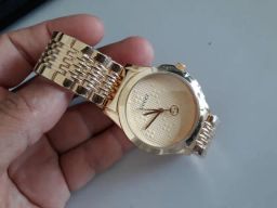 https://img.olx.com.br/thumbs256x256/88/889579364326209.jpg