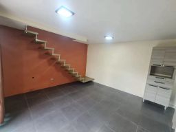 https://img.olx.com.br/thumbs256x256/89/890502882019170.jpg