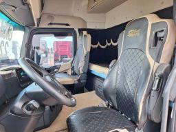 https://img.olx.com.br/thumbs256x256/89/890503524432717.jpg