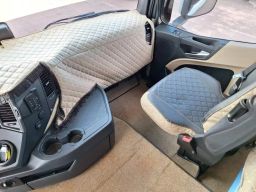 https://img.olx.com.br/thumbs256x256/89/890572526830453.jpg