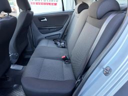 https://img.olx.com.br/thumbs256x256/89/892683435973125.jpg