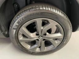 https://img.olx.com.br/thumbs256x256/89/893521724348822.jpg