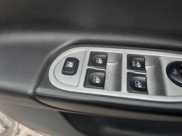 https://img.olx.com.br/thumbs256x256/89/893659303208448.jpg