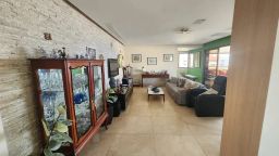 https://img.olx.com.br/thumbs256x256/89/893696684267913.jpg