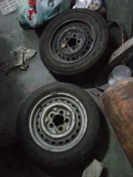 Título do anúncio: Step pneu com aro original kombi 5 furos