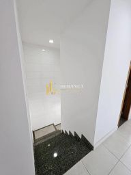 https://img.olx.com.br/thumbs256x256/89/894518641066687.jpg