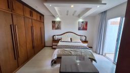 https://img.olx.com.br/thumbs256x256/89/894577402217046.jpg