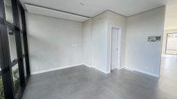 https://img.olx.com.br/thumbs256x256/89/895583513663983.jpg