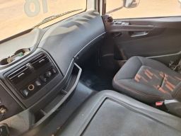 https://img.olx.com.br/thumbs256x256/89/895595395418709.jpg