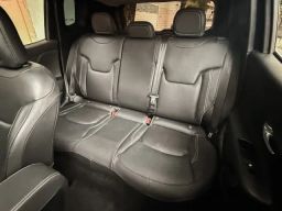 https://img.olx.com.br/thumbs256x256/89/895648525011215.jpg