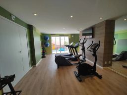 https://img.olx.com.br/thumbs256x256/89/896547762516892.jpg