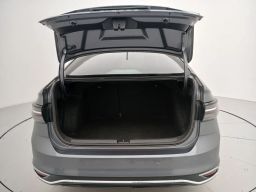 https://img.olx.com.br/thumbs256x256/89/896623799415816.jpg