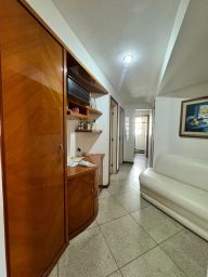 https://img.olx.com.br/thumbs256x256/89/897561157980076.jpg