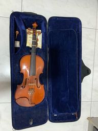 Título do anúncio: Vendo Violino Eagle 4/4, muito conservado!!!
