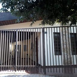 Título do anúncio: vendo ou troco excelente casa na cidade de Fernandopolis - SP