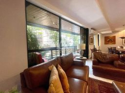 https://img.olx.com.br/thumbs256x256/89/898518643006956.jpg