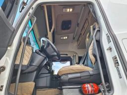 https://img.olx.com.br/thumbs256x256/89/898554761650462.jpg