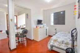 https://img.olx.com.br/thumbs256x256/89/898554873424585.jpg