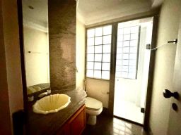 https://img.olx.com.br/thumbs256x256/89/898555398107102.jpg