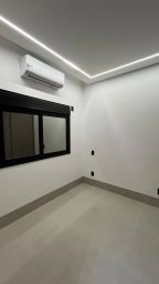 https://img.olx.com.br/thumbs256x256/89/898577391530790.jpg