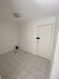 https://img.olx.com.br/thumbs256x256/89/898586649101570.jpg