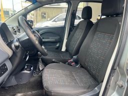 https://img.olx.com.br/thumbs256x256/89/898650428178639.jpg