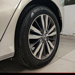 https://img.olx.com.br/thumbs256x256/89/898684193185667.jpg