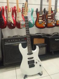 https://img.olx.com.br/thumbs256x256/89/899492072155725.jpg