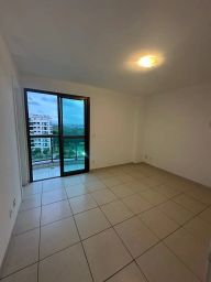 https://img.olx.com.br/thumbs256x256/89/899503150272870.jpg