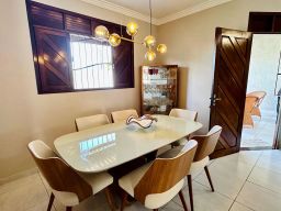 https://img.olx.com.br/thumbs256x256/89/899538753605580.jpg