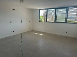 https://img.olx.com.br/thumbs256x256/89/899587168403398.jpg