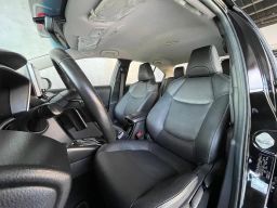 https://img.olx.com.br/thumbs256x256/89/899642773303542.jpg