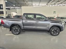 https://img.olx.com.br/thumbs256x256/89/899672441774002.jpg