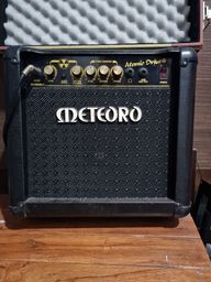 Título do anúncio: Amplificador de Guitarra Meteoro Atômic Drive 30W - fala muito alto