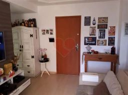 https://img.olx.com.br/thumbs256x256/90/900518409551781.jpg