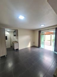 https://img.olx.com.br/thumbs256x256/90/900550285027317.jpg