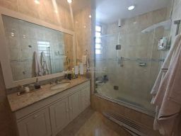 https://img.olx.com.br/thumbs256x256/90/902548048036785.jpg