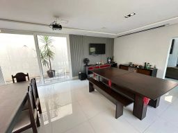 https://img.olx.com.br/thumbs256x256/90/902556048364689.jpg