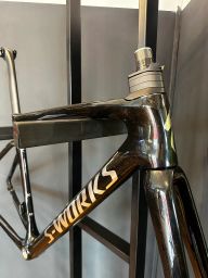 https://img.olx.com.br/thumbs256x256/90/906610890929050.jpg