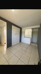 https://img.olx.com.br/thumbs256x256/90/907516403502830.jpg