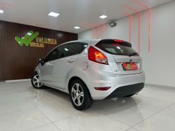 https://img.olx.com.br/thumbs256x256/90/907557272463127.jpg