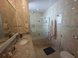 https://img.olx.com.br/thumbs256x256/90/907582041455518.jpg