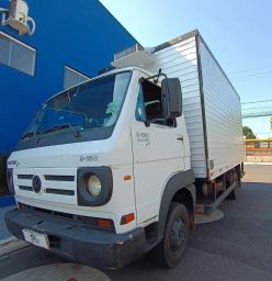 https://img.olx.com.br/thumbs256x256/90/908657073660185.jpg