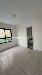 https://img.olx.com.br/thumbs256x256/90/909520883113755.jpg
